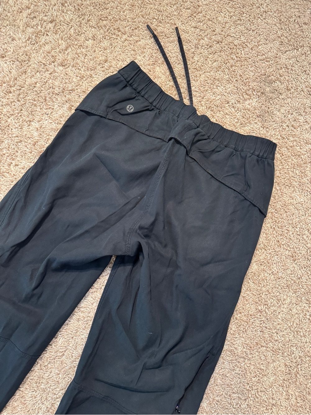 lululemon athletica Women's Black Nylon Jogger Pants Drawstring Cuffed Size 4 - Picture 11 of 16